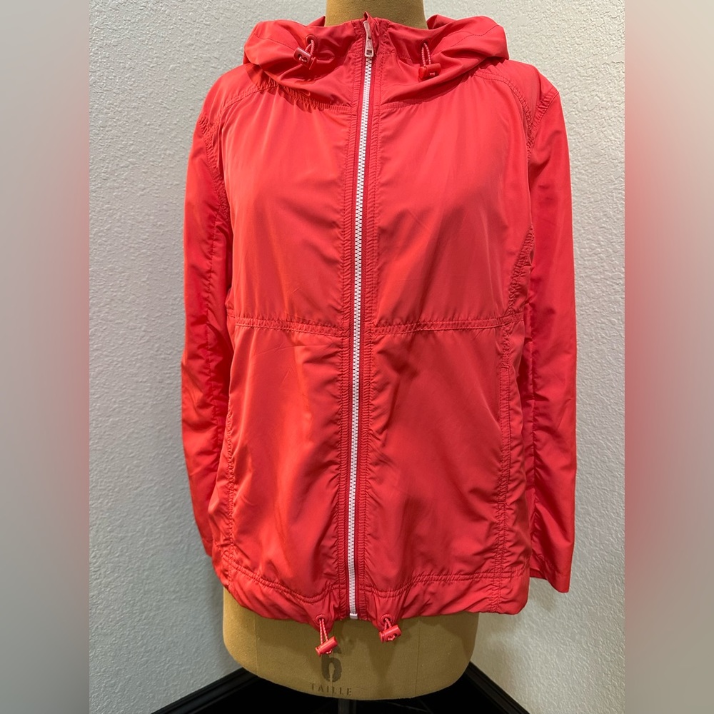 Ladies GAP Fit activewear lightweight jacket, SZ M